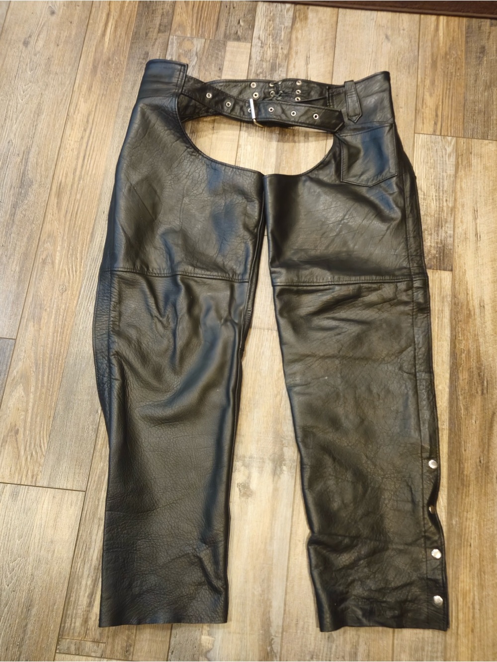 Black Leather Motorcycle Chaps - Men's Protective Overpants